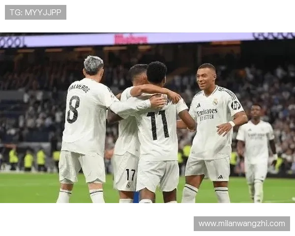 皇马对AC米兰在线直播：比赛现场气氛与球迷互动精彩瞬间回顾